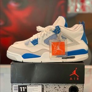 Jordan 4 Military Blue